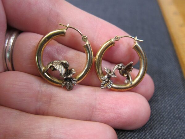 Wow! Gorgeous Peter Bram 14K gold & 925 humminbird hoop earrings 3.1g