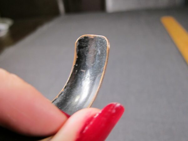 Beautiful vintage etched cuff bracelet marked Solid Copper small wrists 6.75" in - Image 3