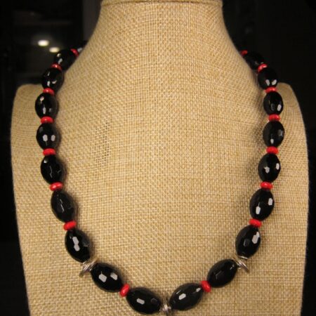 Gorgeous likely handmade heavy black & red cut glass bead 20" necklace