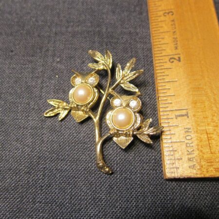 Beautiful vintage 1928 brand owl brooch pin two owls on branch faux pearls