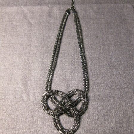 Gorgeous bold statement necklace black box chain tube Celtic Knot VGC