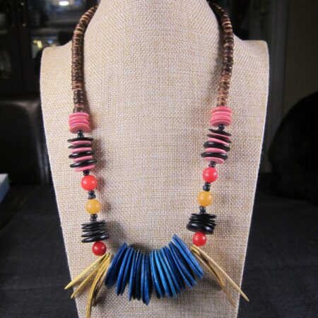 Crazy big bold tribal look coconut shell necklace colorful chunky statement NICE