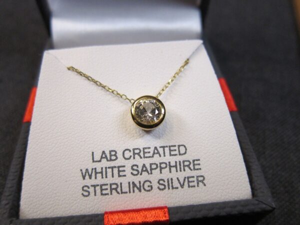 Gorgeous new 925 gold plated sterling silver lab white sapphire necklace - Image 2