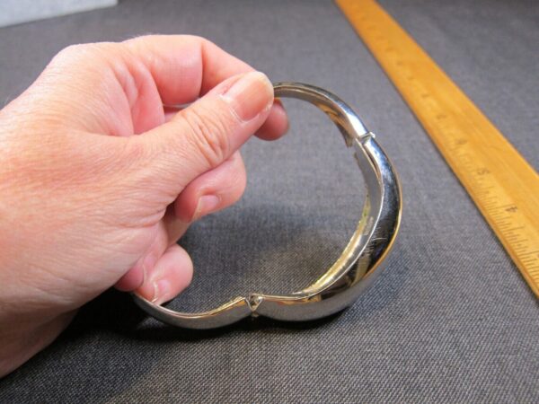 Beautiful shiny silver-tone vintage Coro Pegasus domed cuff bracelet - Image 5