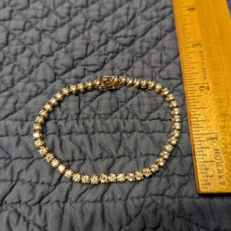 Gorgeous sterling silver & prong-set CZ cubic zirconia tennis bracelet 6.75"