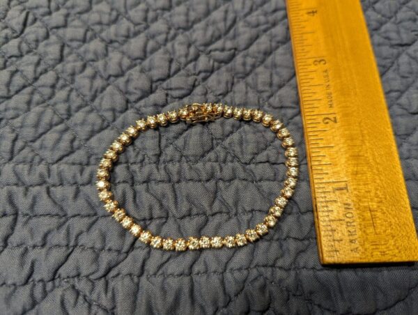 Gorgeous sterling silver & prong-set CZ cubic zirconia tennis bracelet 6.75"