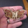 Beautiful vintage wirework gold-tone butterfly brooch/pin - Image 4