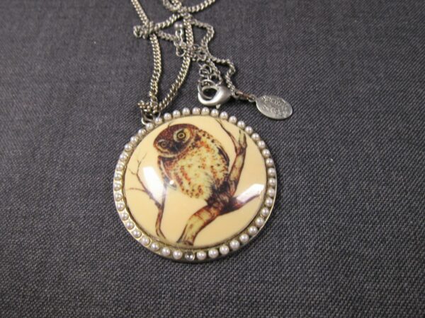 Beautiful large owl pendant transfer ware Spring Street 32" necklace faux pearls - Image 4