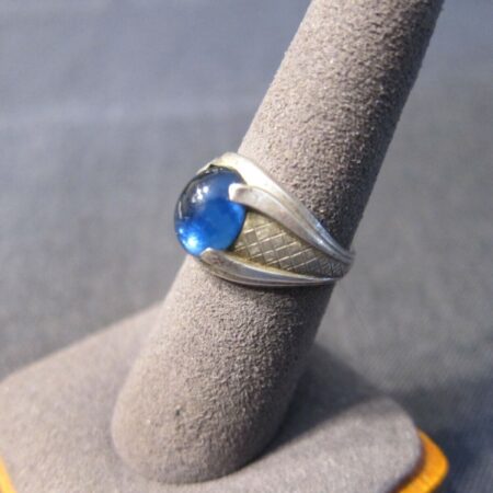 Gorgeous Vintage Clark and Coombs sterling silver and blue glass ring 5.75