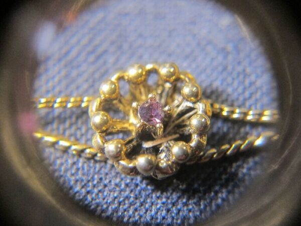 Sweet vintage Goldette gold-tone bracelet with purple rhinestone flower - Image 3