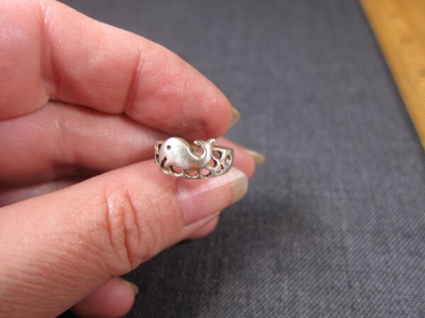Cute sterling silver whale ring toe or finger resize to 4-7 bendable - Image 3