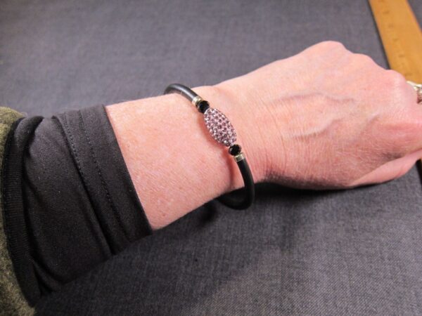 Beautiful purple/pink pave crystal bead rubber & sterling silver bracelet - Image 4