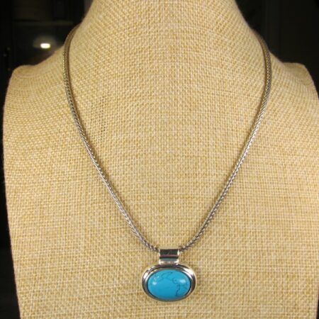 Gorgeous vintage Roman signed faux turquoise silver-tone 18" necklace