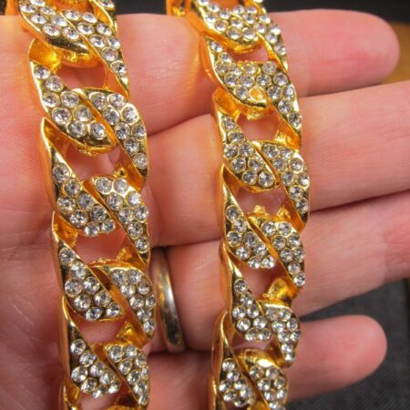 Big, heavy 7 oz. gold-tone chain bling rhinestone encrusted 25" long necklace