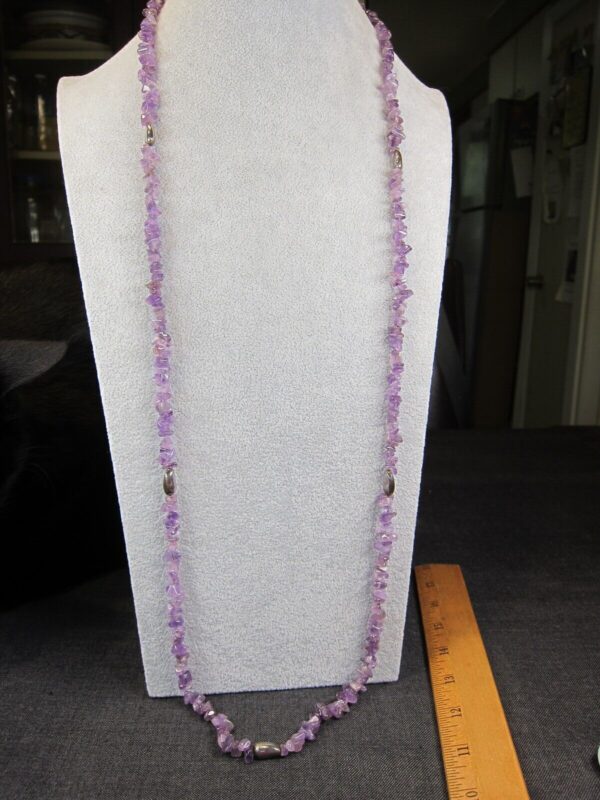 Beautiful 40" amethyst chip necklace w/sterling clasp & 'pebble' beads 925 - Image 2