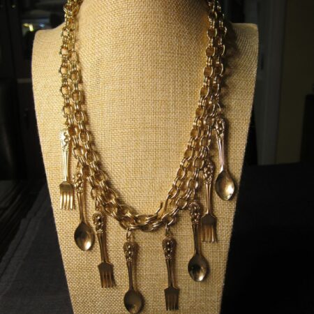 Big, chunky statement necklace or belt gold tone w/ forks and spoons unique! 44"