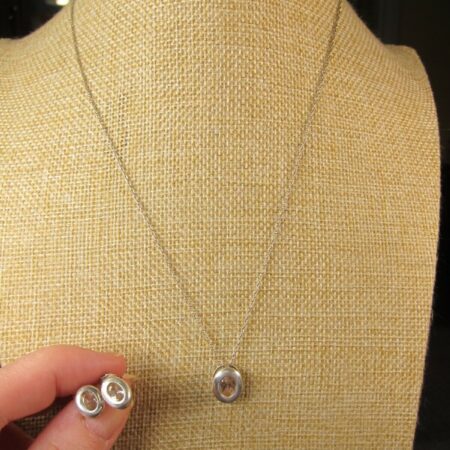 Gorgeous sterling silver 925 & pale pink/purple amethyst necklace & earrings set