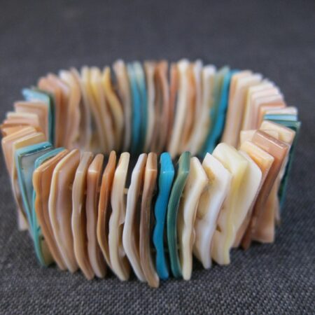 Gorgeous long shell pieces stretch bracelet beachy colors blue tan beige brown