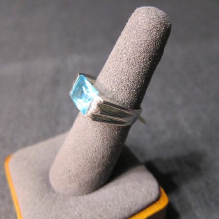 Gorgeous aqua blue glass and silver tone ring art deco or mid century style 5