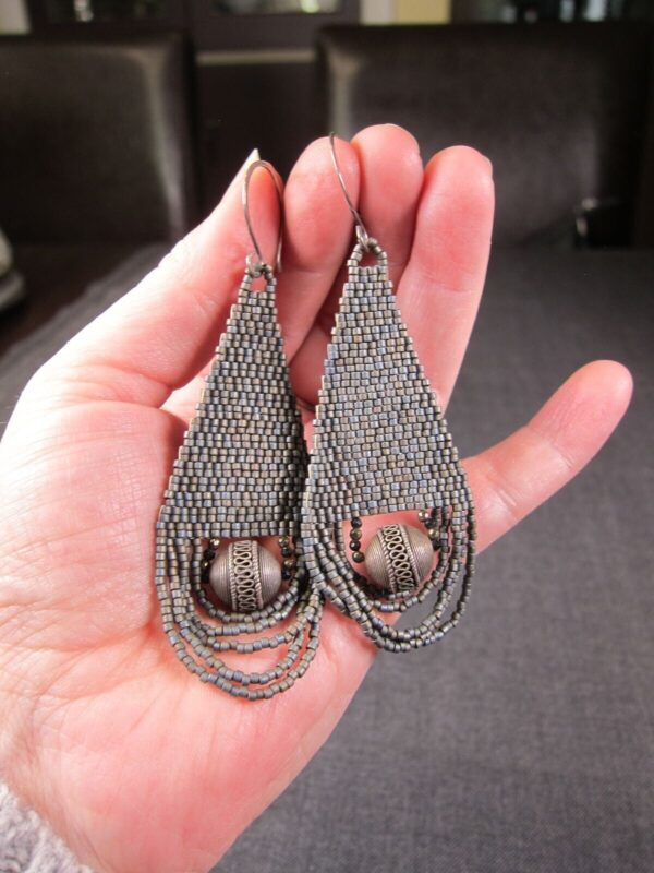 Wow! sterling silver matte tiny gray/green/blue tiny woven glass bead earrings - Image 3