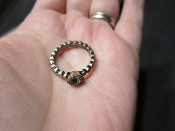 Beautiful simple gray faceted crystal rhinestone solitaire ring w/ fancy band - Image 7