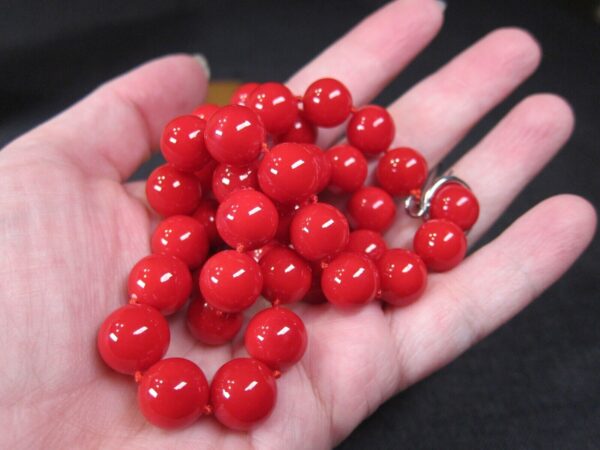 Gorgeous shiny red opaque glass round bead hand-knotted necklace 20" - Image 5