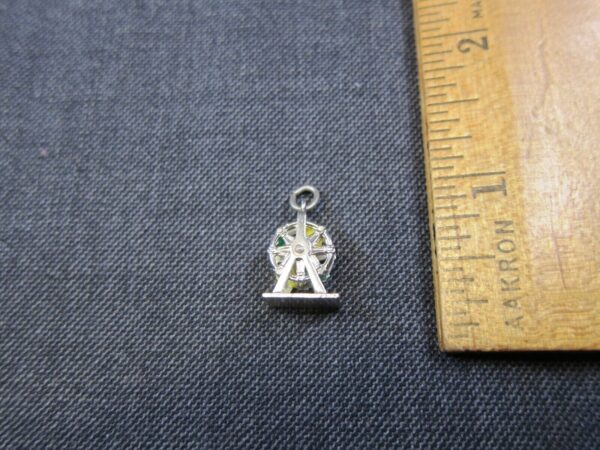Cute! Sterling silver vintage ferris wheel charm pendant actually spins! 925