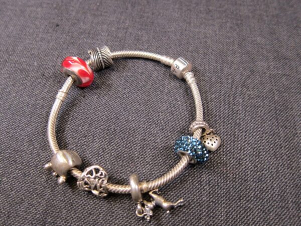 Beautiful Pandora charm bracelet w/7 charms beads reindeer leaf Murano glass etc - Image 9