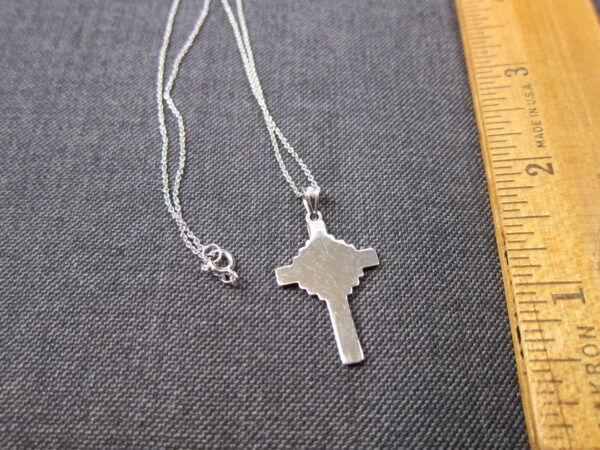 Stunning Michael Anthony 14K white gold fancy cross necklace 17" chain 2.8g - Image 6