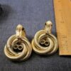 Wow! Mint Condition stunning vintage Givenchy gold plated knot clip on earrings - Image 10