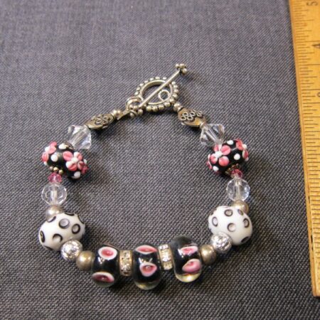 Cute silver-tone and pink black white lampwork bead toggle bracelet 7.25"