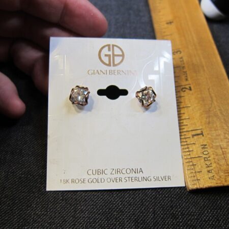 Gorgeous new Giani Bernini CZ 18K rose gold plated sterling silver stud earrings