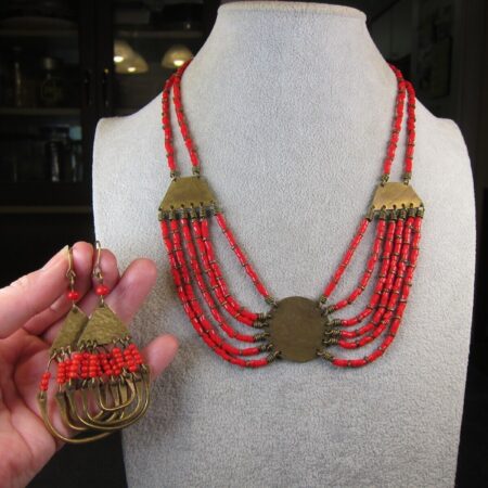 Gorgeous vintage hammered brass & red glass bead necklace & earrings set