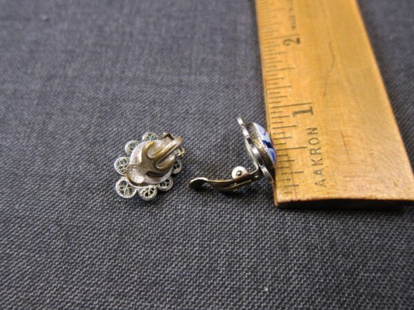 Vintage Holland Delft porcelain windmill 835 silver filigree clip on earrings - Image 3